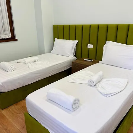 Hotel Rali & Restaurant