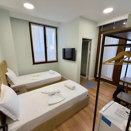 Hotel Rali & Restaurant Tirana