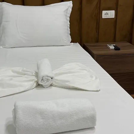 Rali & Restaurant Hotel *